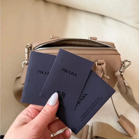 RARE Prada Saffiano leather top-handle bag cameo beige - Picture 6 of 13